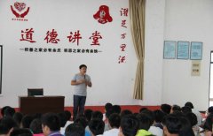 佳洁宝滤器总经理受邀到河南机电高专学校做报告讲座